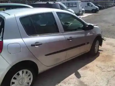 Veicolo di demolizione renault clio iii exception dell'anno 2007 alimentato k9k t7