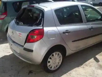 Veicolo di demolizione renault clio iii exception dell'anno 2007 alimentato k9k t7