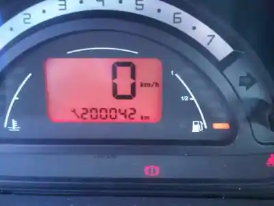 Veículo de Sucata citroen c3 1.4 hdi exclusive do ano 2003 alimentado 8hx