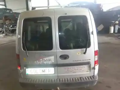 Veicolo di demolizione opel combo tour dell'anno 2005 alimentato z17dth