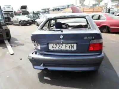 Veicolo di demolizione bmw serie 3 berlina (e36) 316i dell'anno 1994 alimentato m43164e3