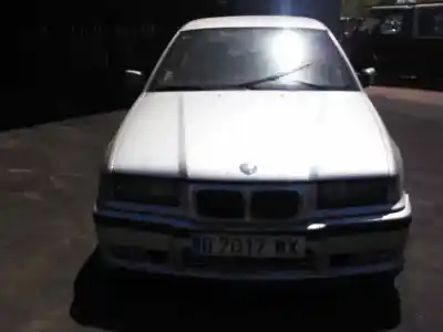 Veicolo di demolizione bmw serie 3 berlina (e36) 318tds dell'anno 2000 alimentato m41d18inter