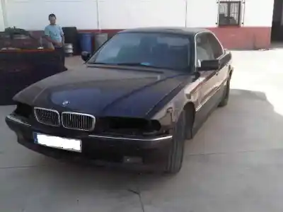 Sloopvoertuig bmw serie 7 (e38) 725tds van het jaar 1997 aangedreven 256t1 105kw