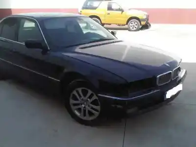 Sloopvoertuig bmw serie 7 (e38) 725tds van het jaar 1997 aangedreven 256t1 105kw