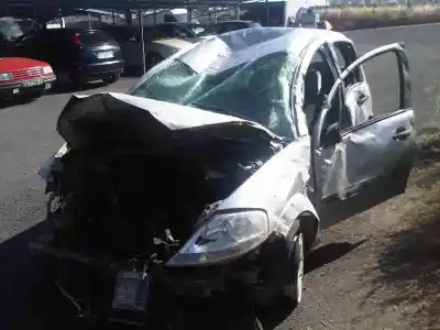 Veículo de Sucata citroen c3 1.4 hdi (68 cv) 1.4 hdi do ano 2002 alimentado 8hx