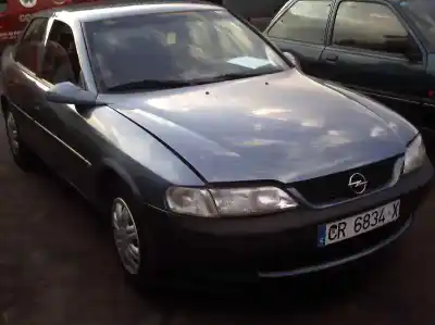 Vehicul casat OPEL VECTRA B BERLINA 2.0 DTI al anului 1998 alimentat X 20 DTH