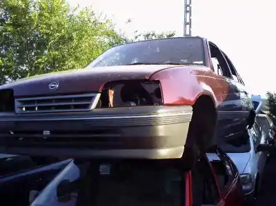 Veicolo di demolizione OPEL KADETT E * dell'anno 1991 alimentato 14NV