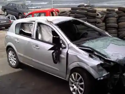 Véhicule à la ferraille OPEL ASTRA H BERLINA 1.6 16V de l'année 2006 alimenté Z16XEP