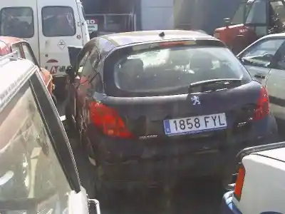 Veículo de Sucata PEUGEOT 207 Confort do ano 2007 alimentado KFV