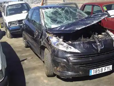Veículo de Sucata peugeot 207 confort do ano 2007 alimentado kfv