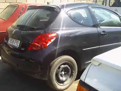 Veículo de Sucata peugeot 207 confort do ano 2007 alimentado kfv