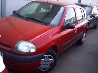 Veículo de Sucata renault clio i fase i+ii (b/c57) 1.2 alize do ano 1998 alimentado d7f