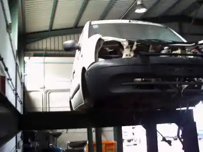 Здавання транспортного засобу renault kangoo (f/kc0) 1.9 diesel 54 cv / 40 kw року 2001 потужний f8q p6