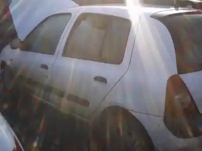 Здавання транспортного засобу renault clio ii fase ii (b/cb0) authentique року 2001 потужний k9k a704