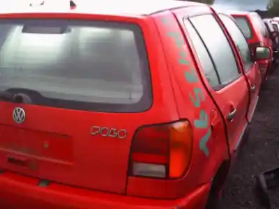 Veicolo di demolizione VOLKSWAGEN POLO BERLINA (6N2) 1.9 Diesel dell'anno 1999 alimentato AEF
