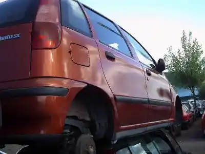Véhicule à la ferraille FIAT PUNTO BERLINA (176) 1.2 CAT de l'année 1999 alimenté 176 B4.000
