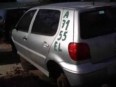 Veículo de Sucata volkswagen polo berlina (6n2) 1.4 16v do ano 2000 alimentado aua