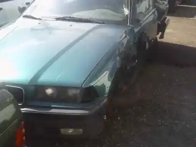 Veicolo di demolizione BMW SERIE 3 BERLINA (E36) 2.5 Turbodiesel CAT dell'anno 2000 alimentato 25 6 T1