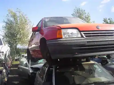 Veicolo di demolizione opel kadett e 1.6 dell'anno 1991 alimentato 16sv