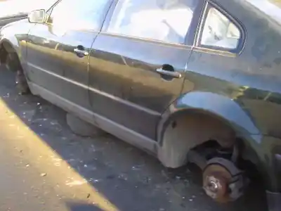 Veículo de Sucata VOLKSWAGEN PASSAT BERLINA (3B2) 1.8 20V Turbo do ano 1997 alimentado AEB