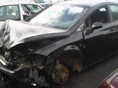 Veicolo di demolizione seat leon (1p1) 1.9 tdi dell'anno 2007 alimentato bxe