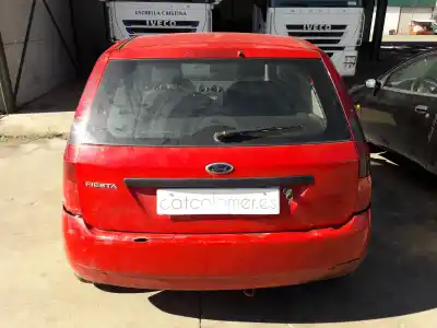Veículo de Sucata ford fiesta (cbk) 1.6 tdci cat do ano 2005 alimentado hhja