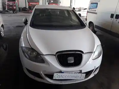 Veicolo di demolizione SEAT LEON (1P1) 1.9 TDI dell'anno 2008 alimentato BLS