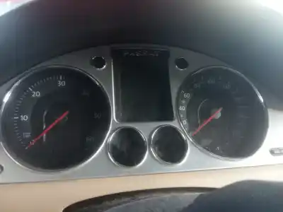 Veículo de Sucata volkswagen passat berlina (3c2) 2.0 tdi do ano 2007 alimentado bkp