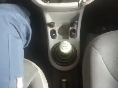 Veículo de Sucata citroen c3 1.4 hdi (68 cv) 1.4 hdi do ano 2002 alimentado 8hx