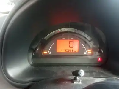 Veículo de Sucata citroen c3 1.4 hdi (68 cv) 1.4 hdi do ano 2002 alimentado 8hx