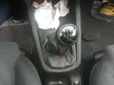 Vehicul casat seat leon (1m1) 1.6 16 v al anului 2003 alimentat bcb