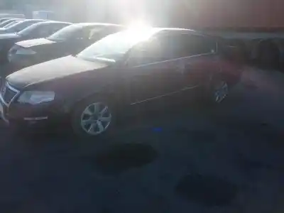 Veicolo di demolizione volkswagen passat berlina (3c2) 2.0 tdi dell'anno 2005 alimentato bkp