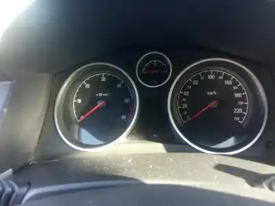 Veículo de Sucata opel astra h berlina 1.7 16v cdti do ano 2006 alimentado z17dth