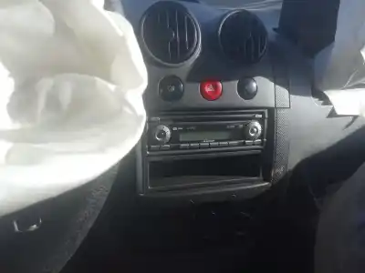 Veículo de Sucata chevrolet kalos 1.4 se do ano 2005 alimentado f14s3