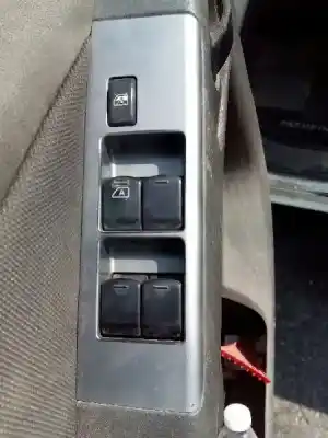 Veículo de Sucata nissan pathfinder (r51) 2.5 dci xe do ano 2007 alimentado yd25