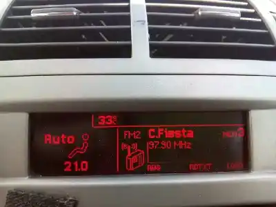 Vehicul casat peugeot 407 sr confort al anului 2006 alimentat 9hz