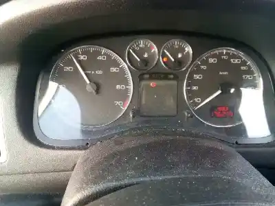 Veículo de Sucata peugeot 307 break/sw (s2) sw pack do ano 2006 alimentado rfj