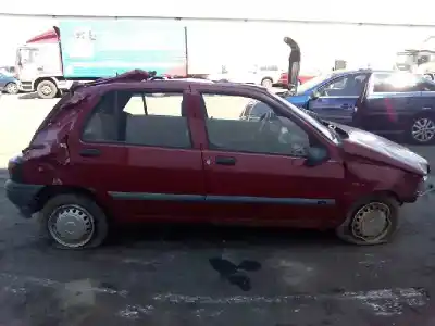 Veículo de Sucata renault clio i fase i+ii (b/c57) 1.3 cat do ano 1994 alimentado c3g