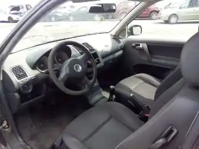 Veículo de Sucata volkswagen polo berlina (6n2) 1.9 diesel do ano 2000 alimentado agd