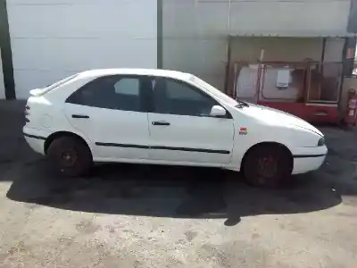 Sloopvoertuig fiat brava (182) td 75 sx van het jaar 1998 aangedreven 182a8000