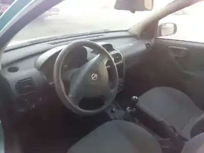 Здавання транспортного засобу opel corsa c club року 2002 потужний z12xe