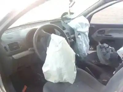 Здавання транспортного засобу renault clio ii fase ii (b/cb0) 1.2 року 2004 потужний k9k a7