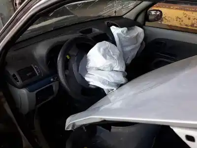 Здавання транспортного засобу renault clio ii fase ii (b/cb0) 1.5 dci diesel року 2004 потужний k9k b7 (60kw)
