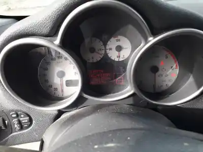 Veículo de Sucata alfa romeo 147 (190) 1.9 jtd distinctive do ano 2002 alimentado 937a2000