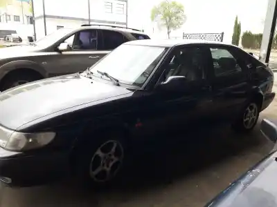Veículo de Sucata saab 9-3 berlina 2.2 s tid do ano 1999 alimentado d223l