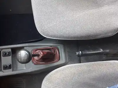 Vehicul casat opel corsa a 1.2 al anului 1989 alimentat 12s