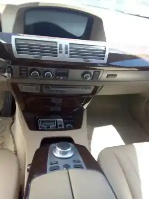 Veículo de Sucata bmw serie 7 (e65/e66) 730d do ano 2005 alimentado 306d3d