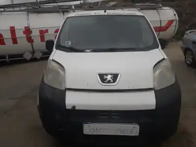 Veicolo di demolizione PEUGEOT BIPPER 1.4 HDi dell'anno 2009 alimentato 8HS