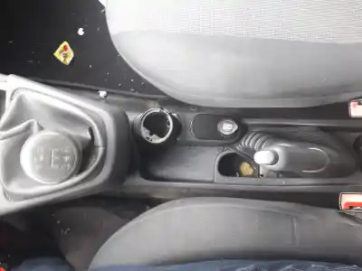 Veículo de Sucata peugeot bipper 1.4 hdi do ano 2009 alimentado 8hs