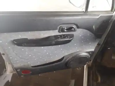 Veículo de Sucata hyundai precision galloper 2.5 do ano 2000 alimentado d4bh